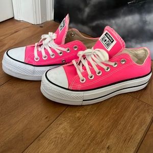 Hot pink for summer! Love them but a little small for me 😕